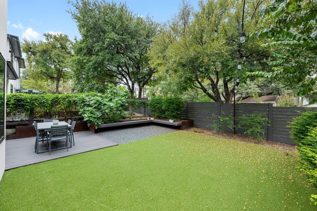 1303 Azie Morton RD 3, Austin, TX 78704