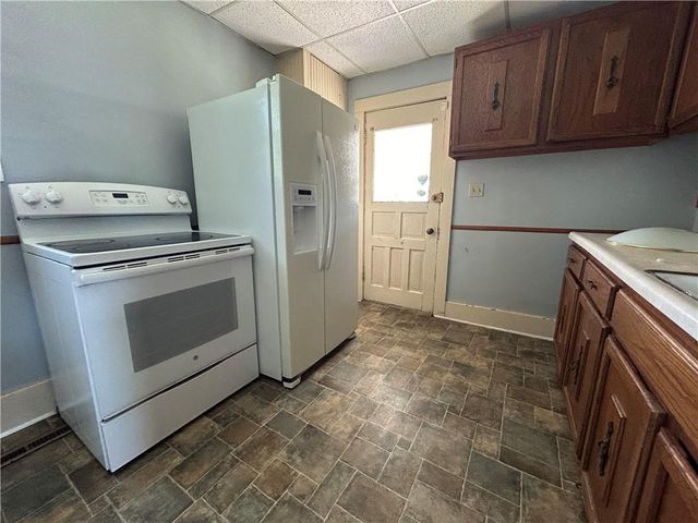 409 E 3rd Street, Maryville, MO 64468