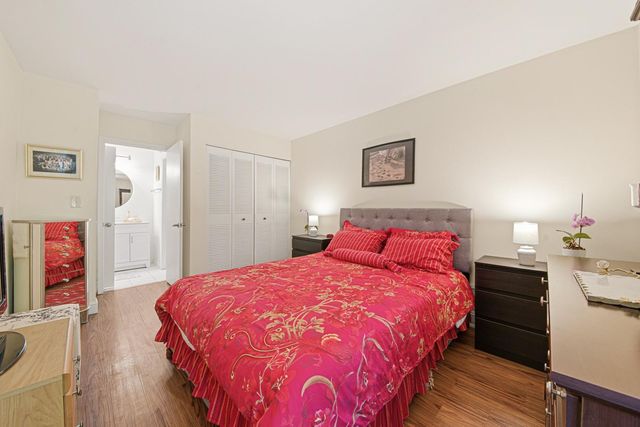 1813 Hemlock Place 110, Schaumburg, IL 60173