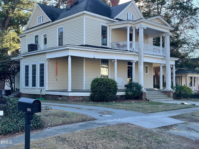 204 E Bailey Avenue, Kenly, NC 27542