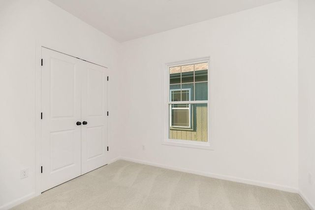 1600 Cottonwood Creek Avenue 4, Kearney, MO 64060