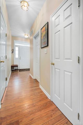 6 Webster Court, Monroe, NY 10950