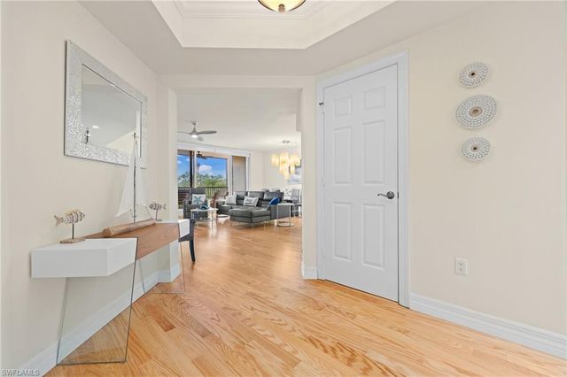 1065 Borghese LN 203, Naples, FL 34114