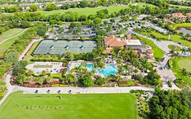 1065 Borghese LN 203, Naples, FL 34114
