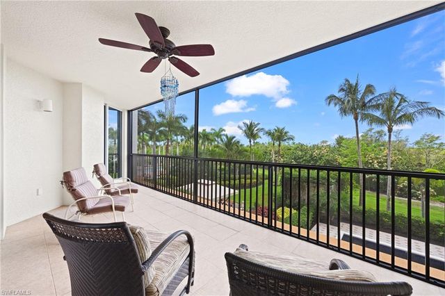 1065 Borghese LN 203, Naples, FL 34114