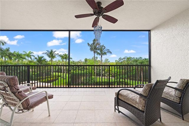 1065 Borghese LN 203, Naples, FL 34114