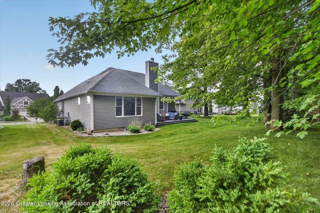 2040 Arbor Meadows Drive, Dewitt, MI 48820