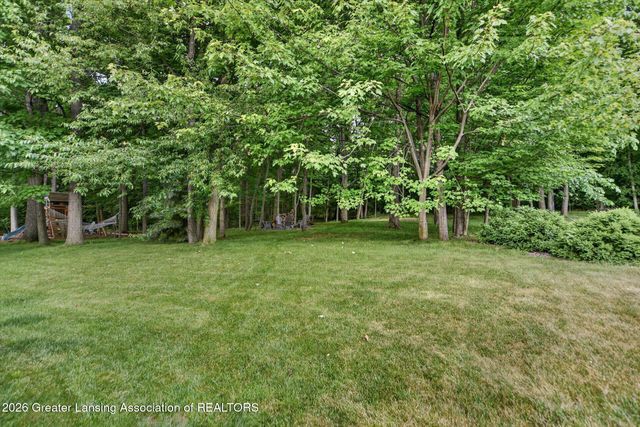2040 Arbor Meadows Drive, Dewitt, MI 48820