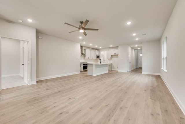 156 Ashbrook Street, Little Elm, TX 75068