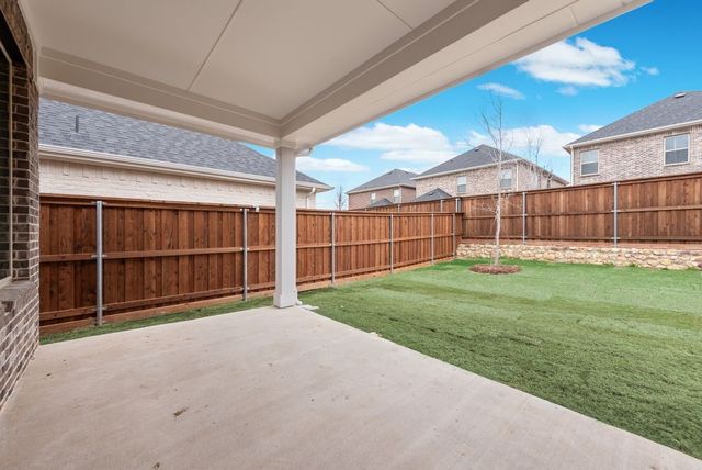 156 Ashbrook Street, Little Elm, TX 75068