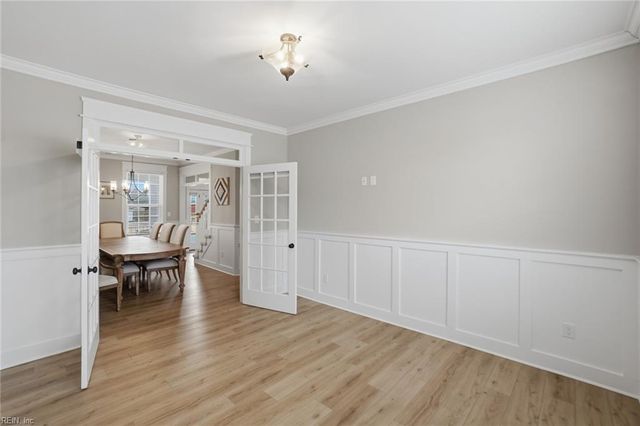 1642 Wright LN, Virginia Beach, VA 23451