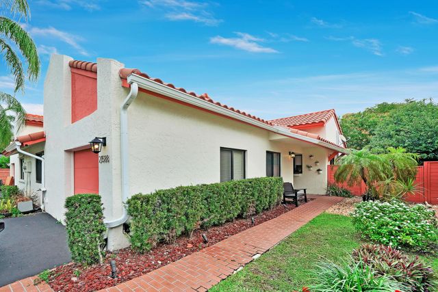 21588 Magdalena Terrace, Boca Raton, FL 33433
