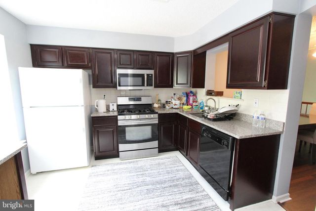 6 HALSTEAD PL, Princeton, NJ 08540