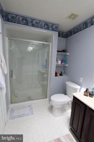6 HALSTEAD PL, Princeton, NJ 08540
