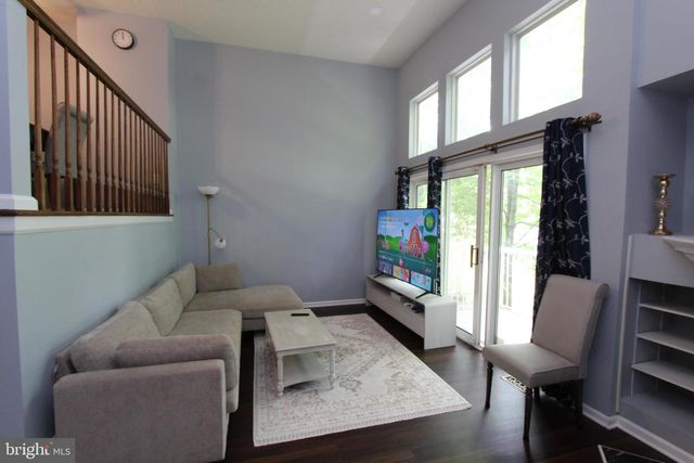 6 HALSTEAD PL, Princeton, NJ 08540