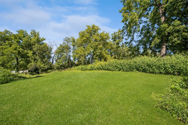 226 E Bell Avenue, Des Moines, IA 50315