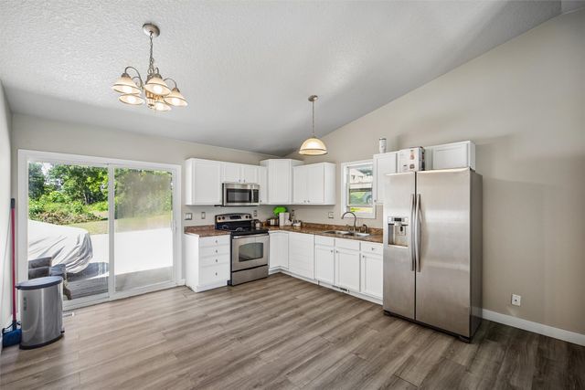 226 E Bell Avenue, Des Moines, IA 50315