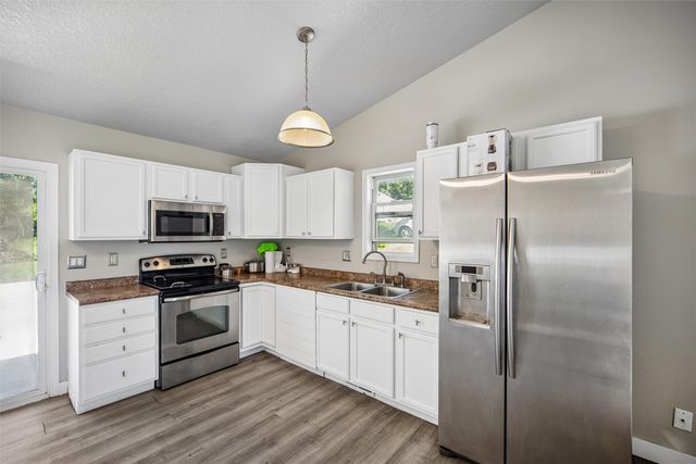 226 E Bell Avenue, Des Moines, IA 50315