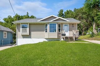 226 E Bell Avenue, Des Moines, IA 50315