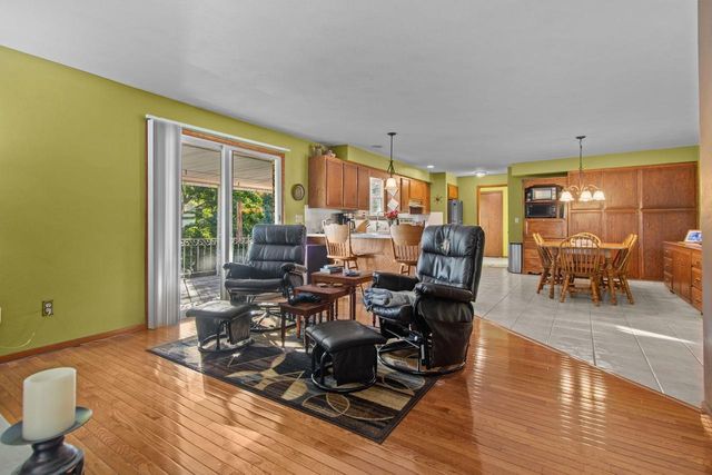 608 MICHIGAN LANE COURT, Kaukauna, WI 54130