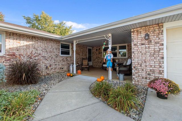 608 MICHIGAN LANE COURT, Kaukauna, WI 54130