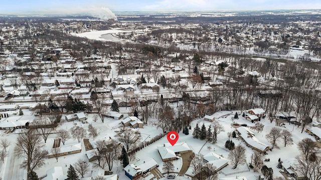 608 MICHIGAN LANE COURT, Kaukauna, WI 54130