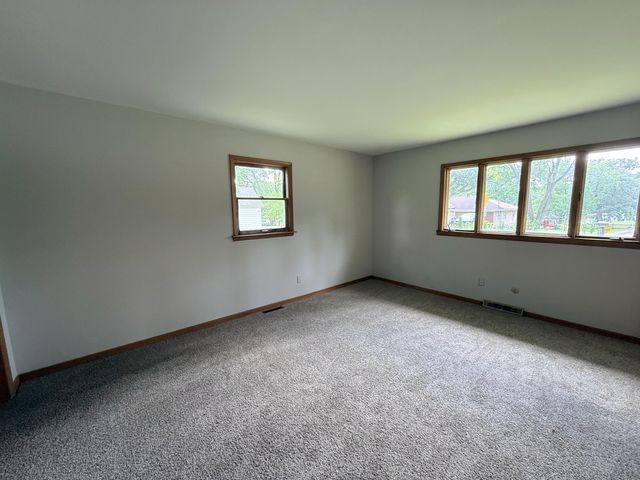 1850 W 53rd Avenue, Merrillville, IN 46410