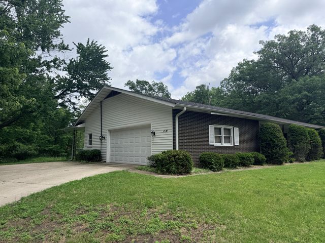 1850 W 53rd Avenue, Merrillville, IN 46410