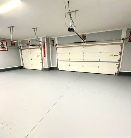 20393 Fieldstone Crossing Drive, Goshen, IN 46528