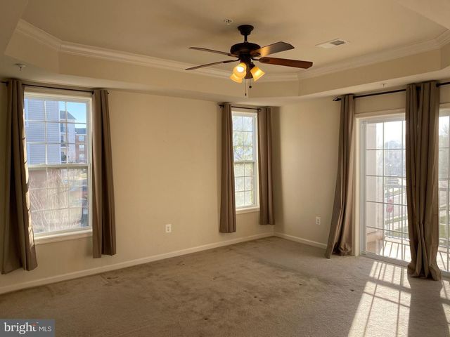 43075 THOROUGHFARE GAP TER, Ashburn, VA 20148