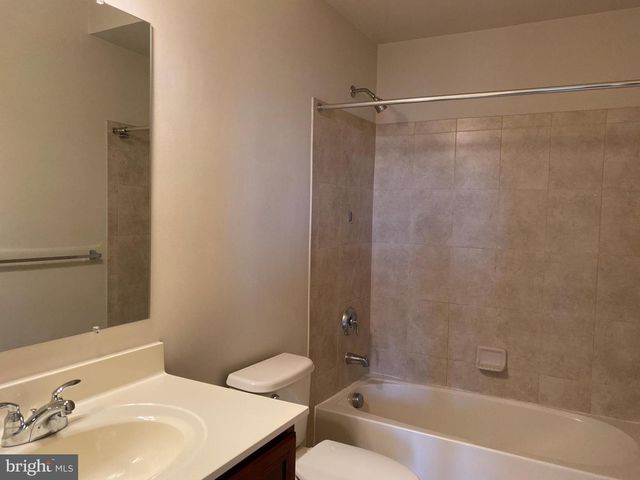 43075 THOROUGHFARE GAP TER, Ashburn, VA 20148