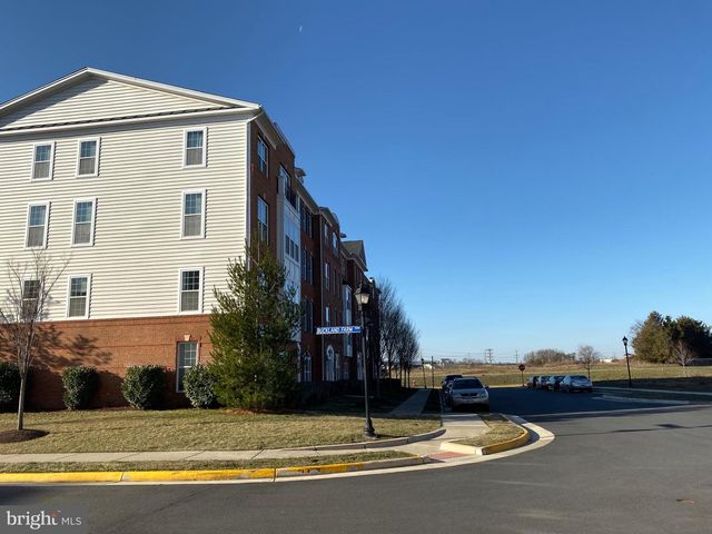 43075 THOROUGHFARE GAP TER, Ashburn, VA 20148