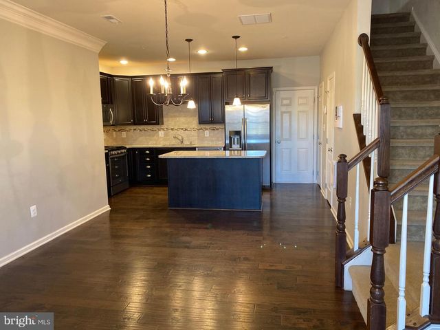 43075 THOROUGHFARE GAP TER, Ashburn, VA 20148