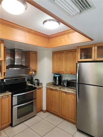 1337 Center LN, Naples, FL 34110