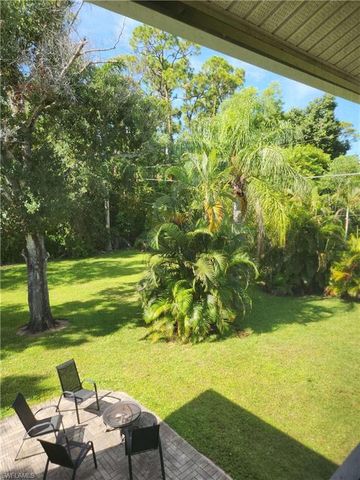 1337 Center LN, Naples, FL 34110