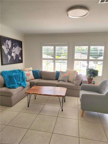 1337 Center LN, Naples, FL 34110