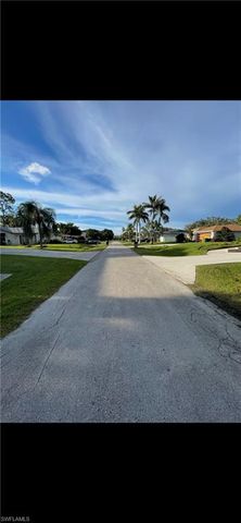 1337 Center LN, Naples, FL 34110