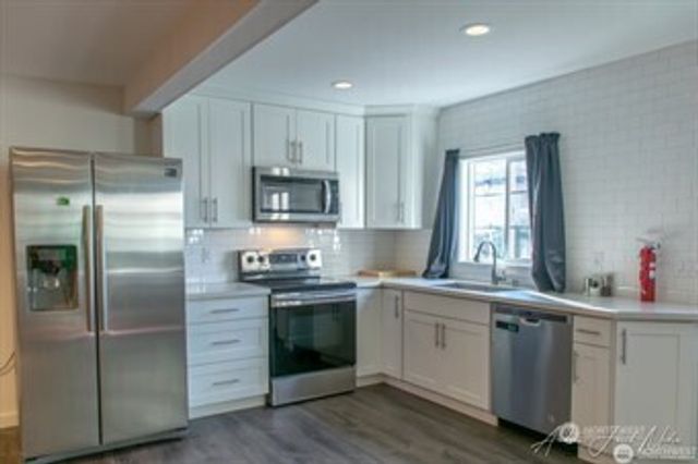 436 Wells Avenue N, Renton, WA 98057