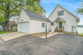 10139 Lucas Road, Three Rivers, MI 49093
