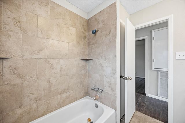2778 Glen Haven Drive, League City, TX 77573