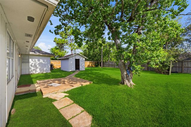 2778 Glen Haven Drive, League City, TX 77573
