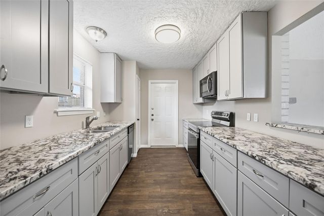 2778 Glen Haven Drive, League City, TX 77573
