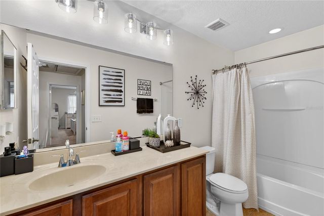 539 LAKE EAGLE LANE, Sanford, FL 32773