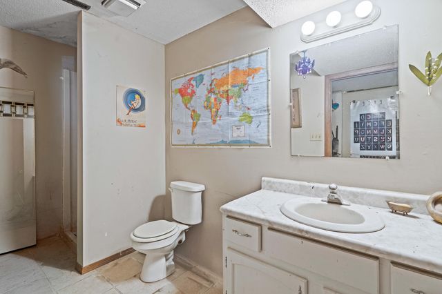2808 PINE DR, Columbia, MO 65202