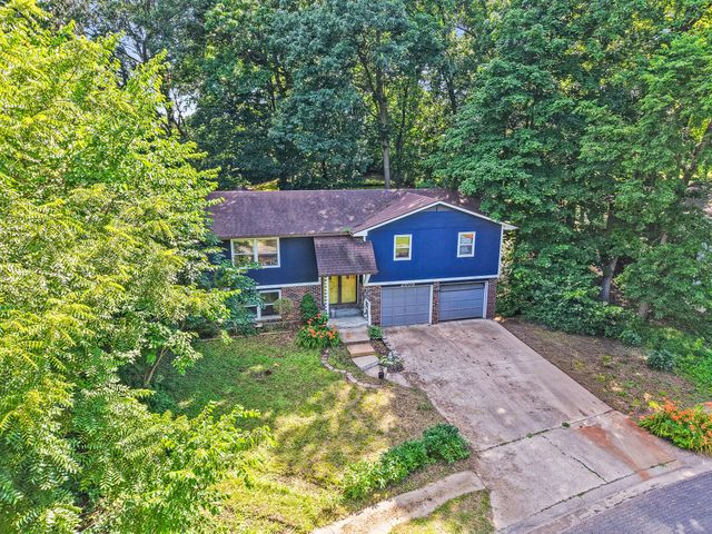 2808 PINE DR, Columbia, MO 65202