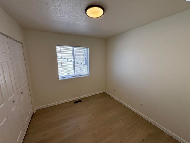 345 NW Parr Dr, Pullman, WA 99163