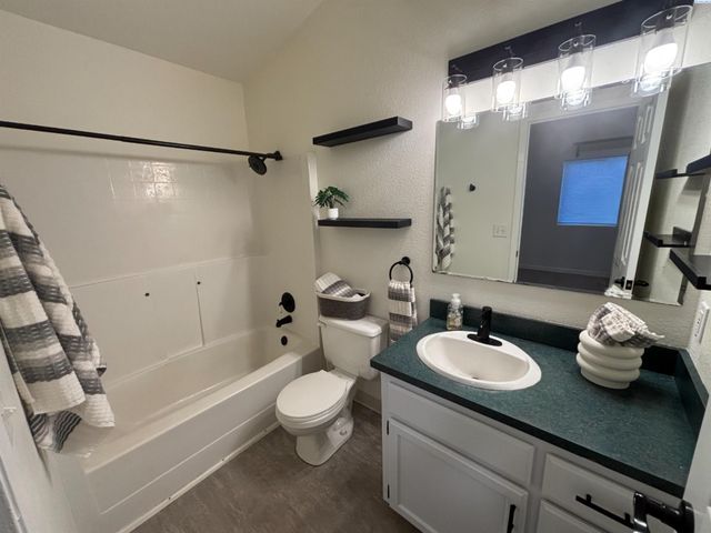 345 NW Parr Dr, Pullman, WA 99163