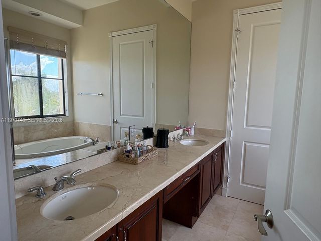 2925 NW 126th Ave 306-1, Sunrise, FL 33323