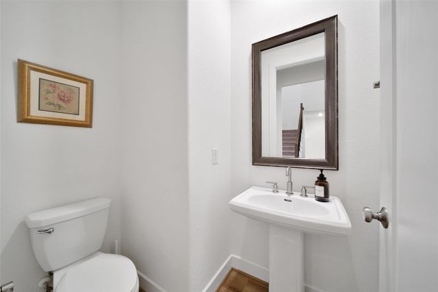 5615 Trinity Heights Lane, Sugar Land, TX 77479