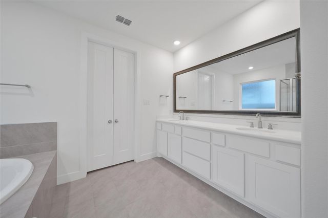 5615 Trinity Heights Lane, Sugar Land, TX 77479